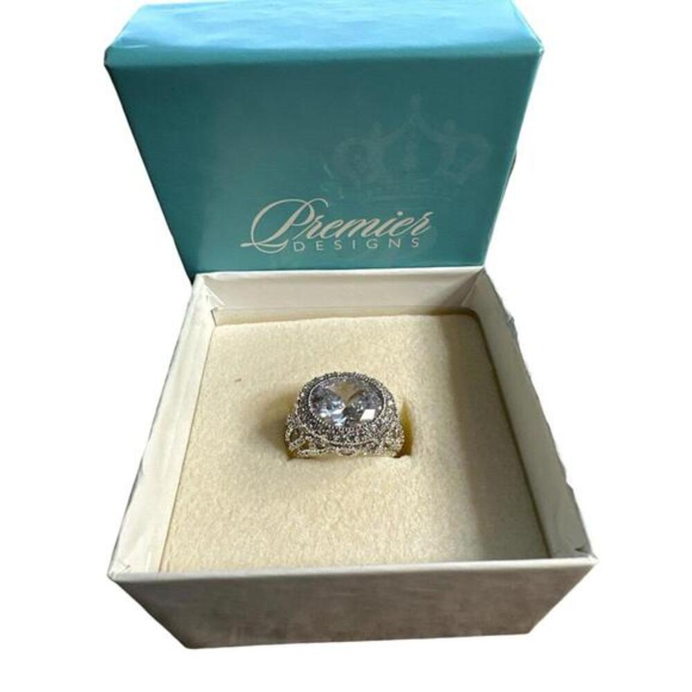 Ring size 8 EMIER DESIGNS Antiqued Silver plated HERITAGE CZ Ring